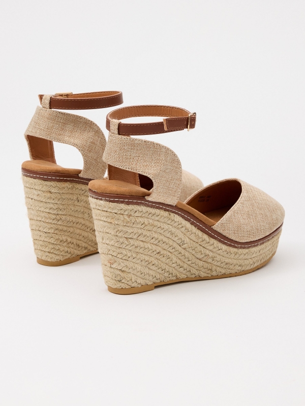 Wedge jute basic closed clogs sand 45º back view