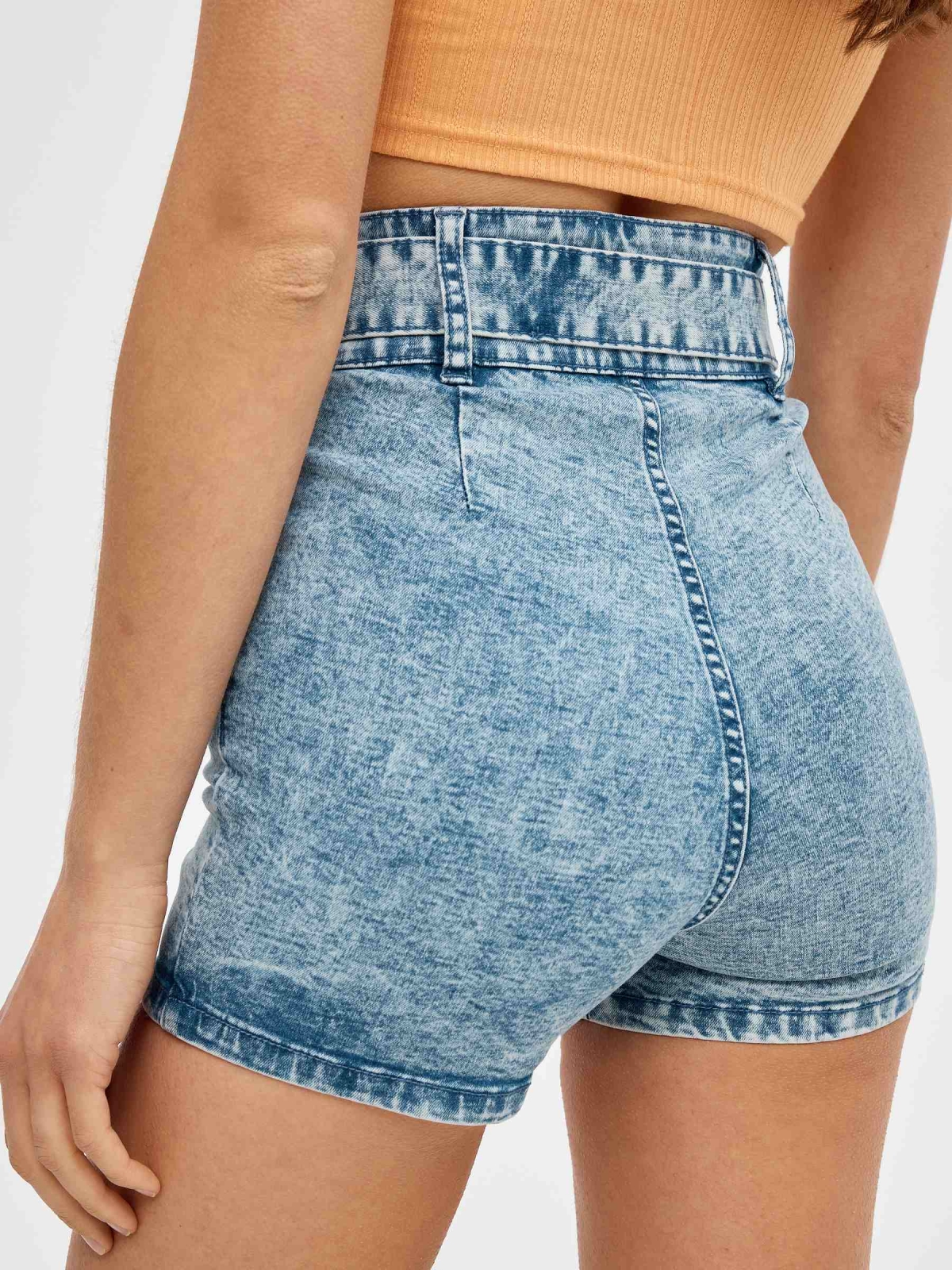 Denim shorts with belt light blue detail view