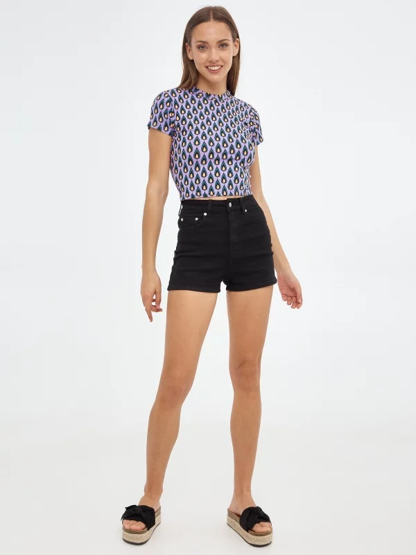 Shorts slim high rise preto vista geral frontal