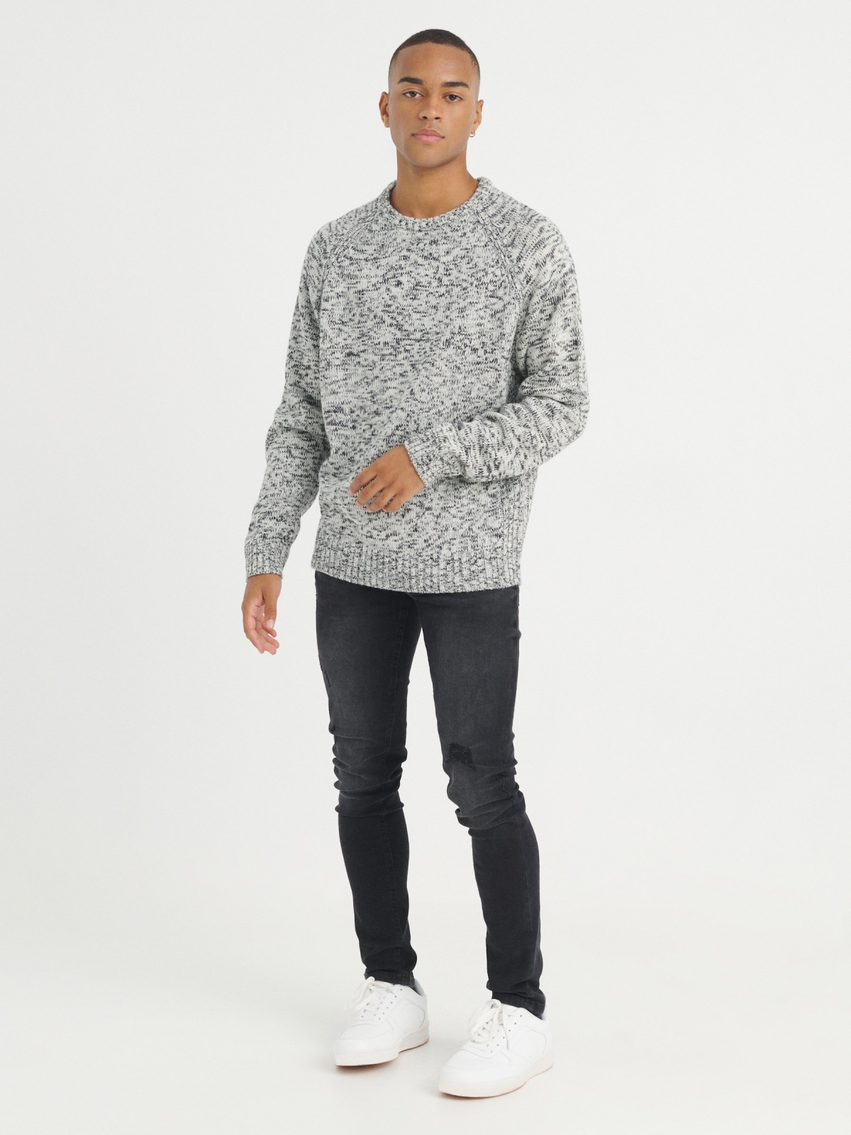 Marbled knitted sweater light grey front view