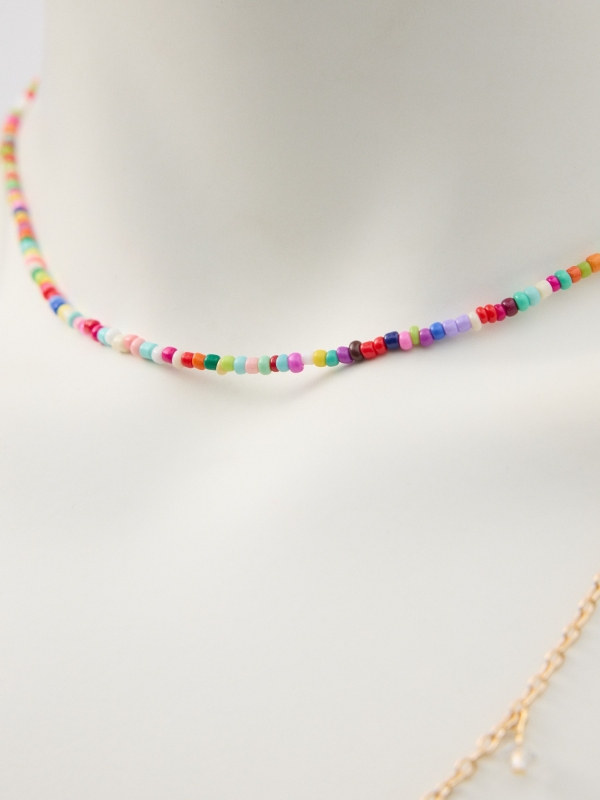 Set 2 collares multicolor vista detalle