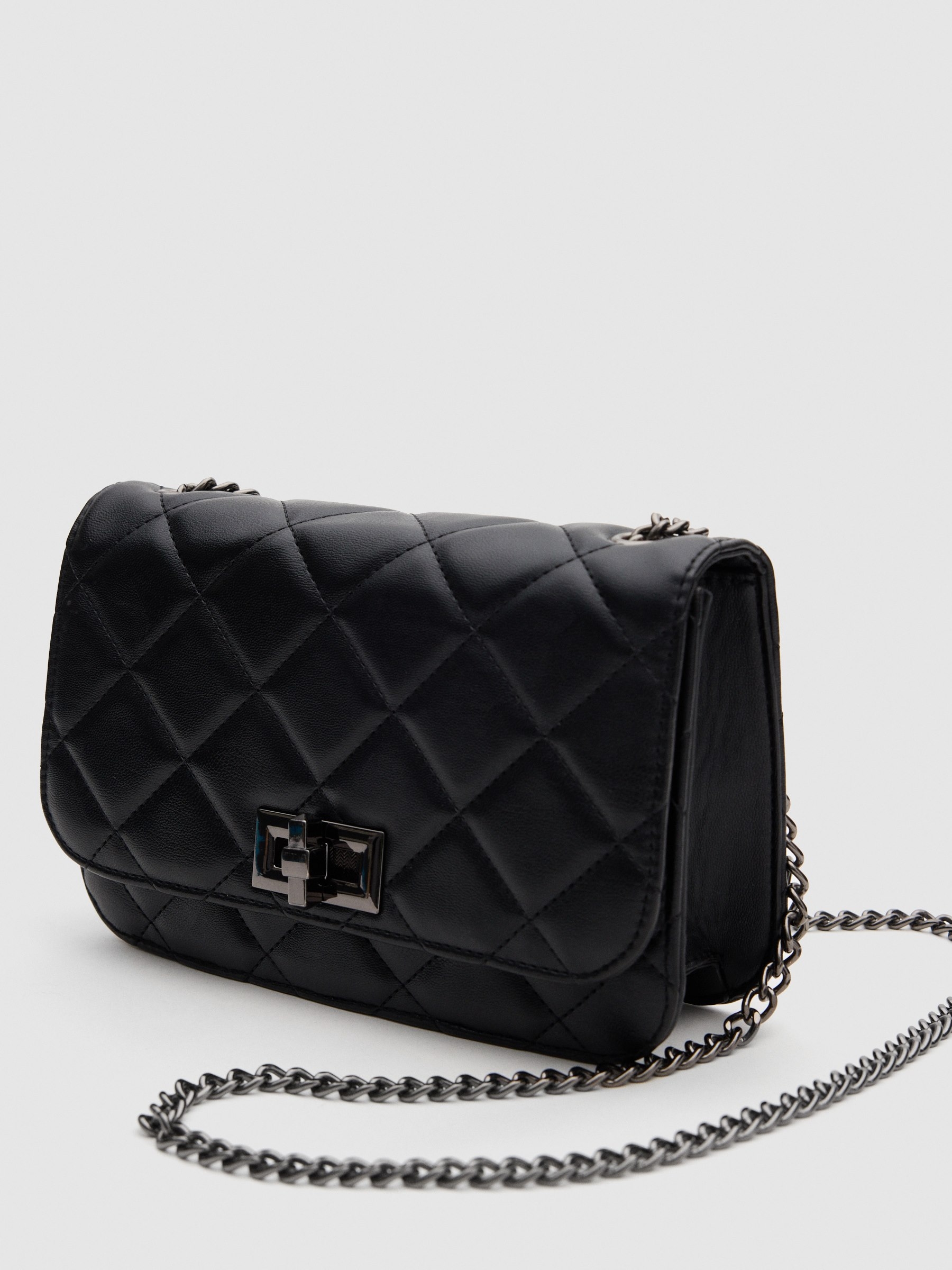 Bolso polipiel guateado negro