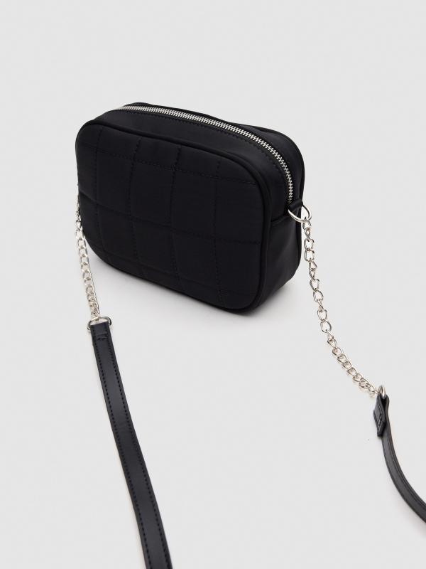 Bolso bandolera básico negro vista lateral 45º