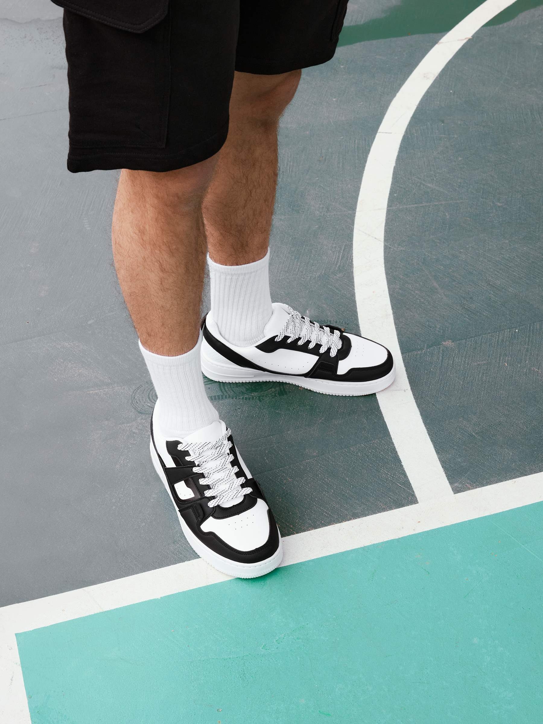 Deportiva skater blanco y negro blanco