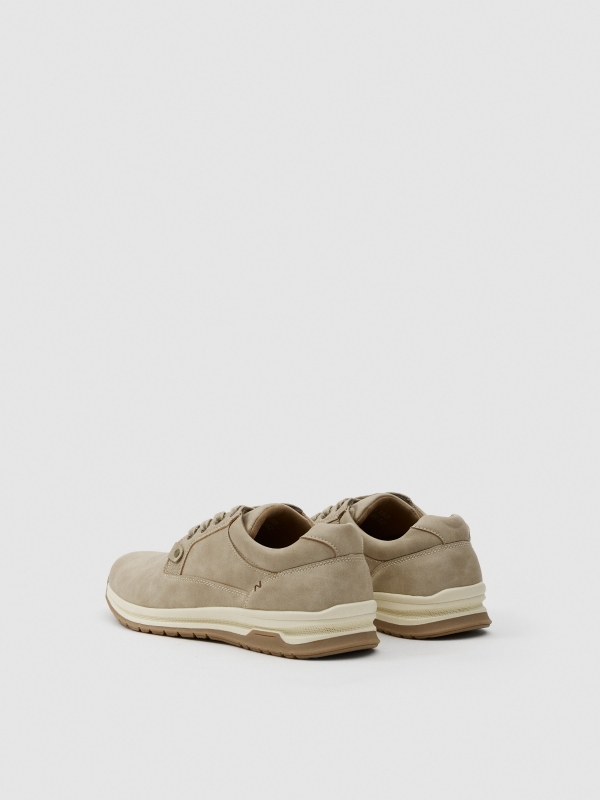 Blucher running beige beige vista trasera 45º