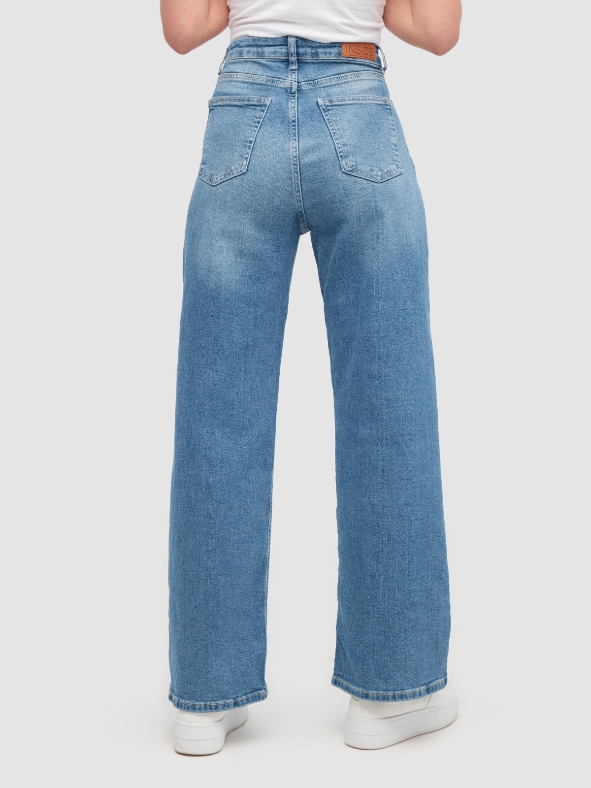 Wide leg jeans darts light blue middle back view