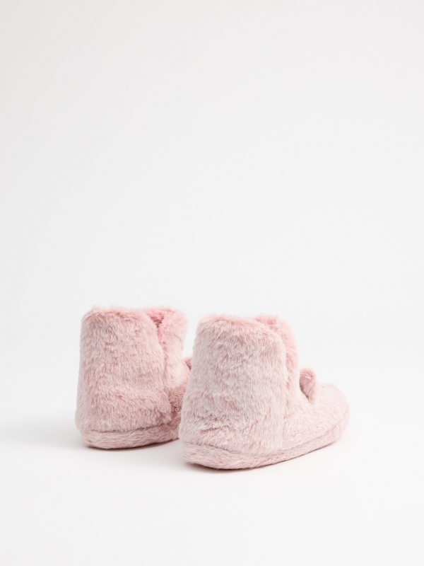 Pantufas botinha porquinho rosa claro vista meia traseira