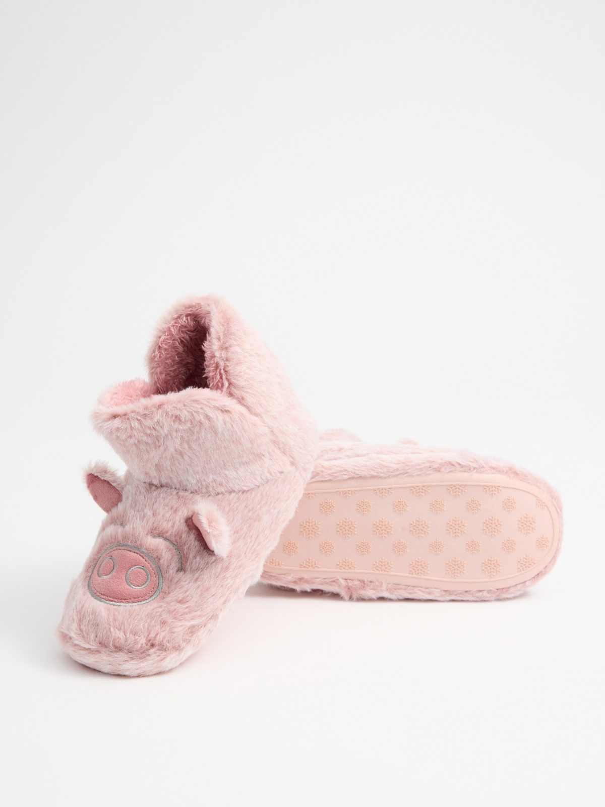 Pantufas botinha porquinho rosa claro vista detalhe