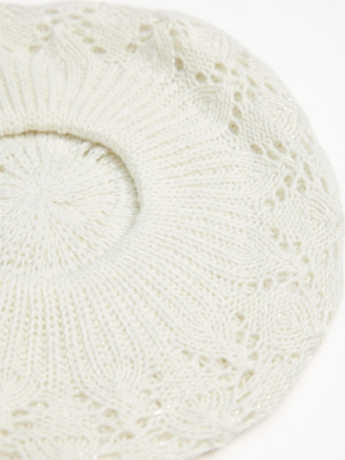 White openwork knit beret white detail view