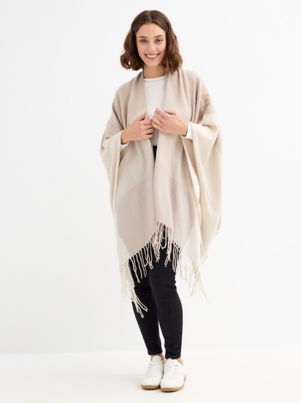 Bufanda poncho rayas beige vista detalle