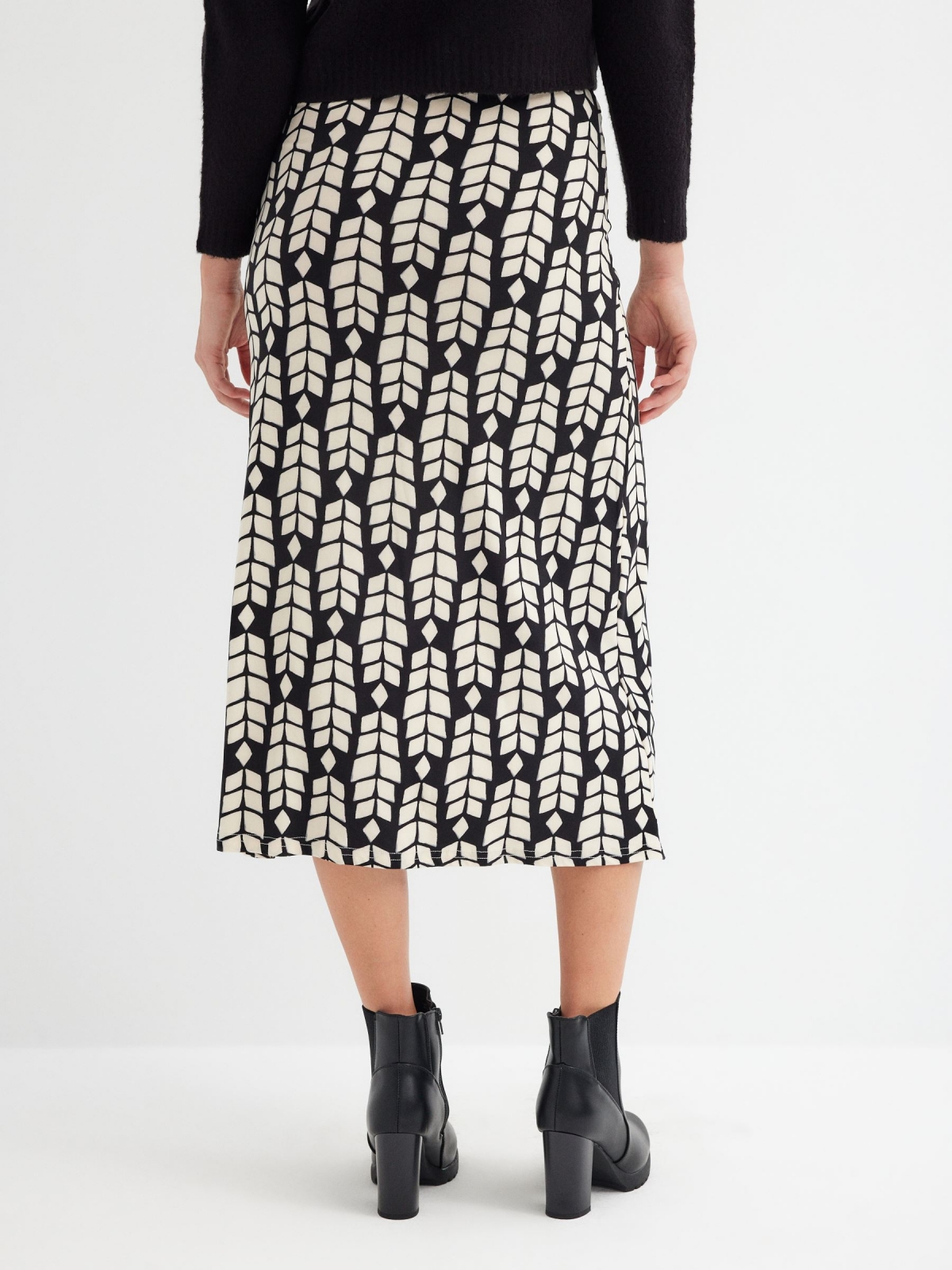 Printed midi skirt black/beige general front view