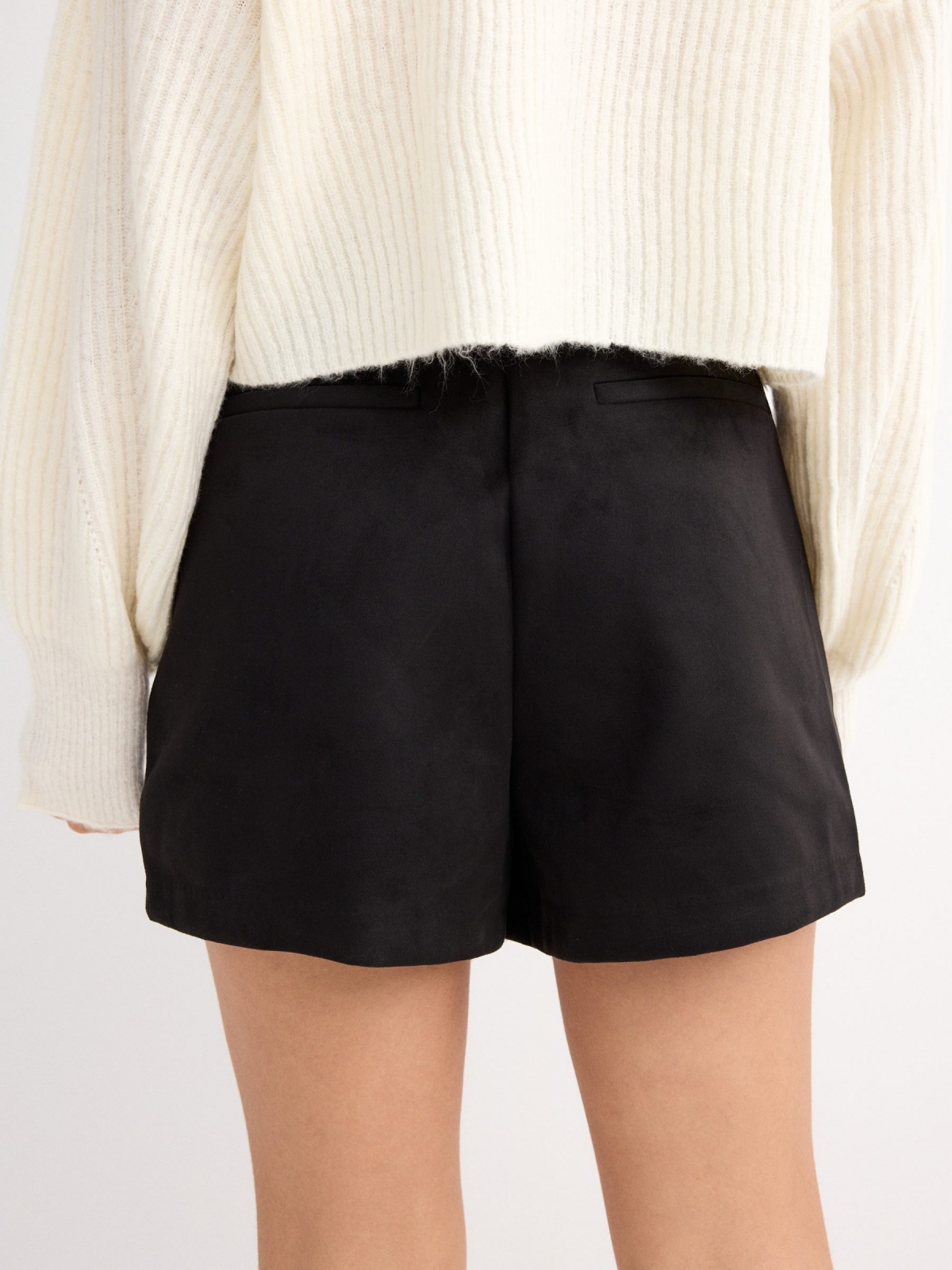 Skort cross black back detail view