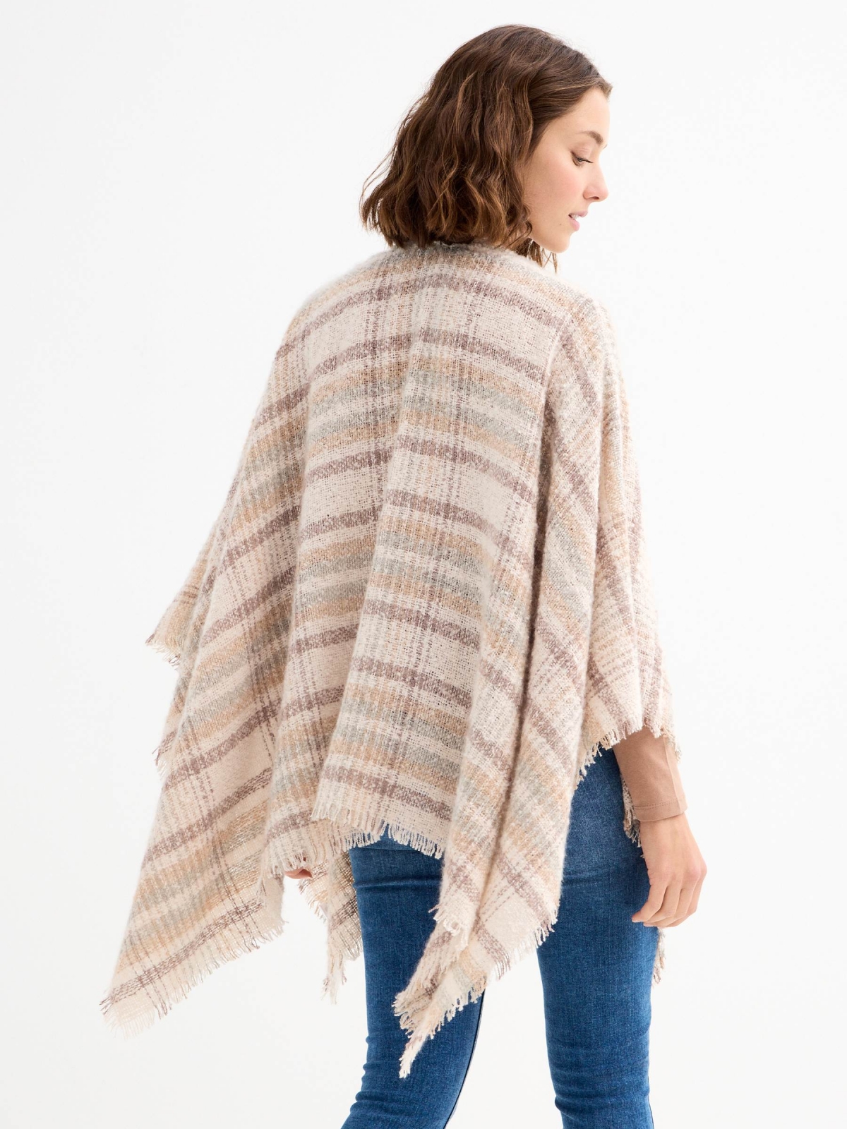 Bufanda poncho rayas beige beige doblada