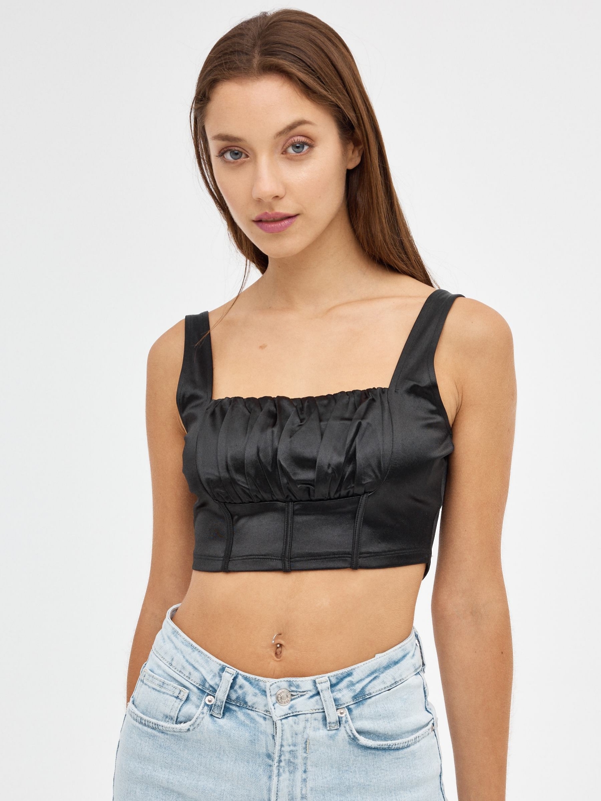 Top Bustier Satinado negro vista media frontal