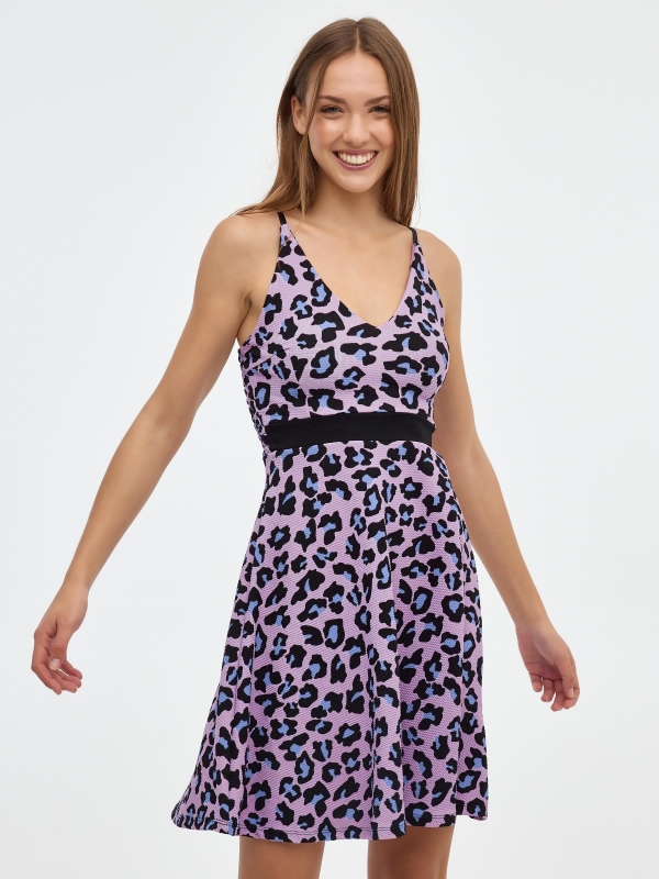 Vestido mini animal print malva vista media frontal