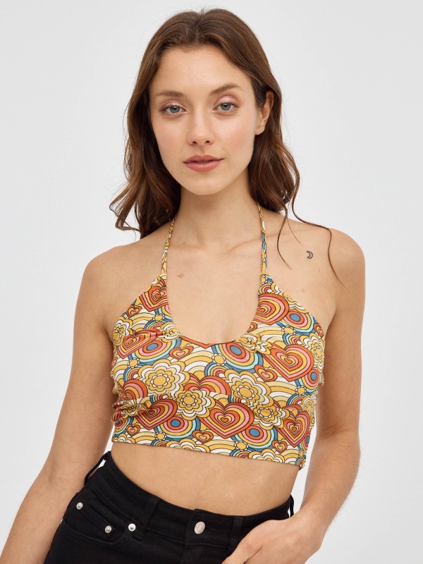 Crop top com corações estampados multicolorido vista meia frontal