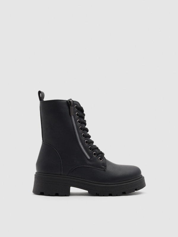 Black military boot with track sole