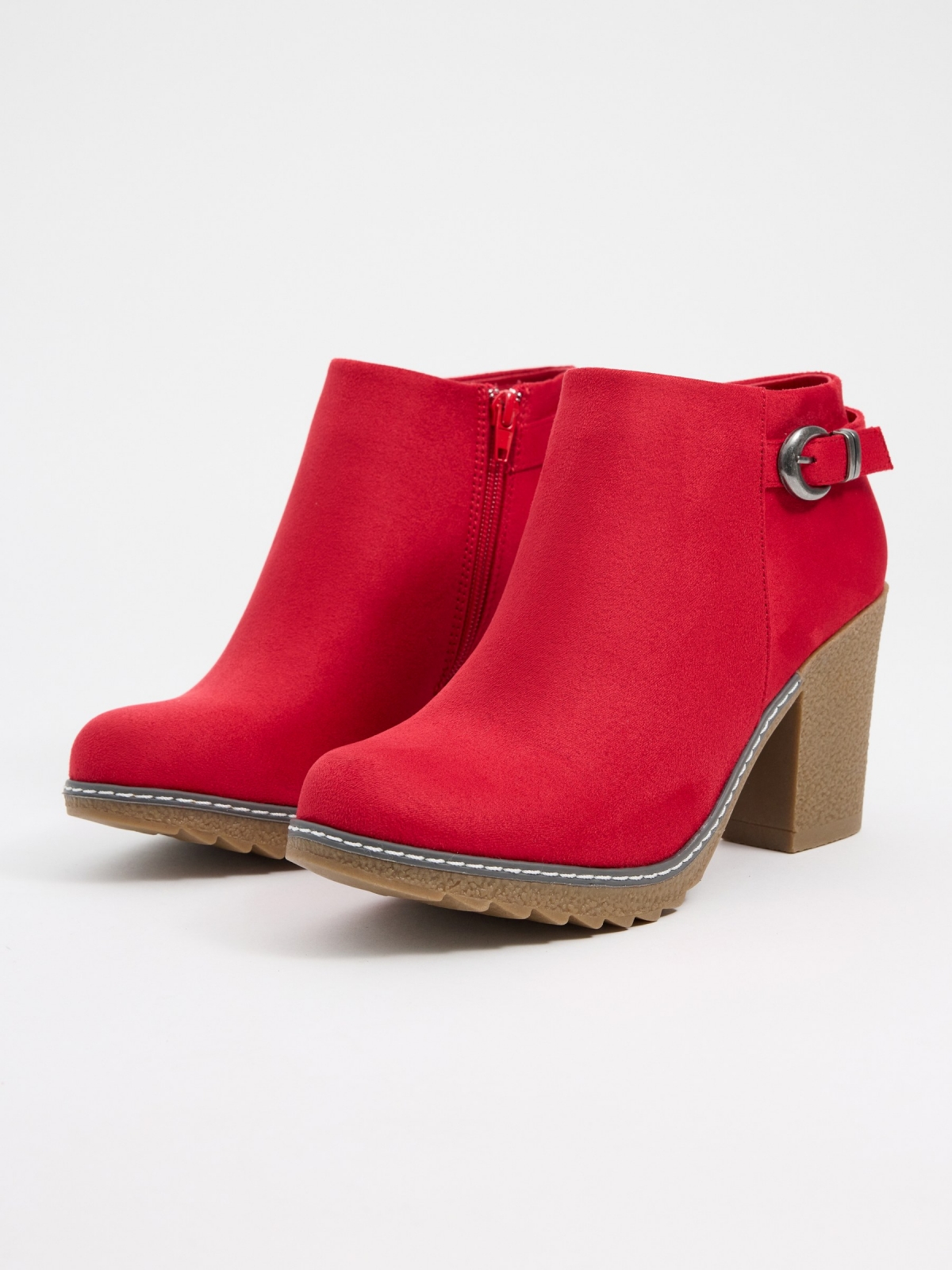 Buckle heel bootie red 45º front view