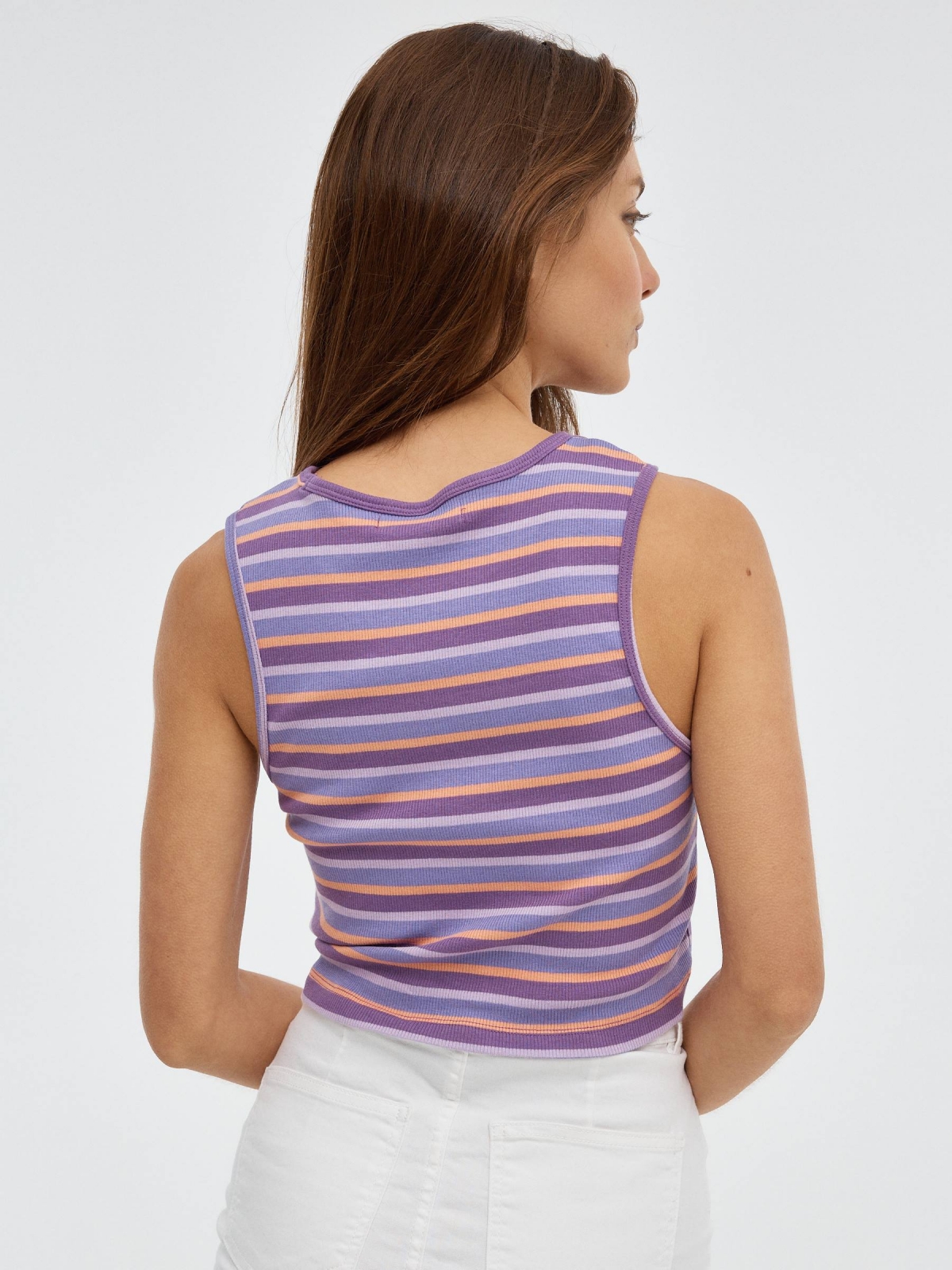 Crop top without stripes mauve middle back view