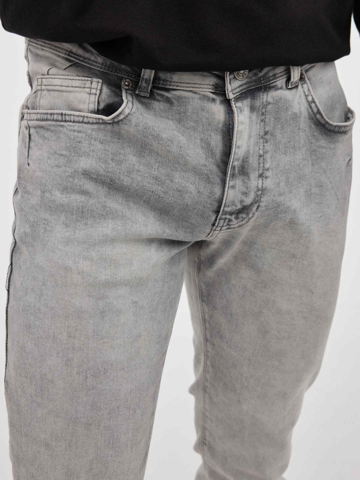 Jeans slim gris claro gris vista detalle