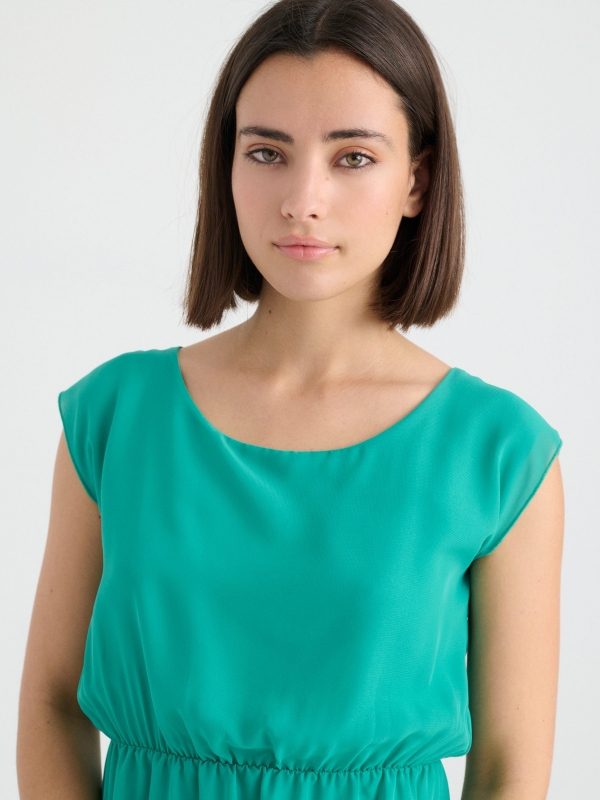 Elastic waist dress green detail view
