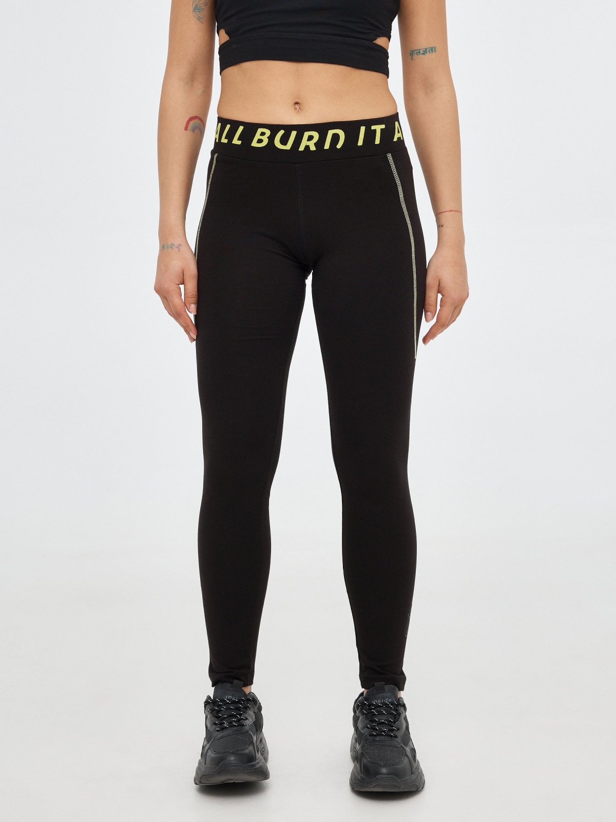 Legging All burn it black middle back view