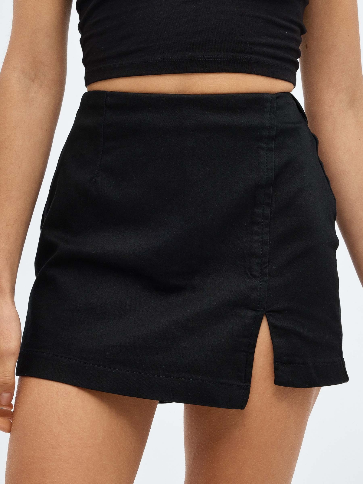 Cores skort preto vista detalhe