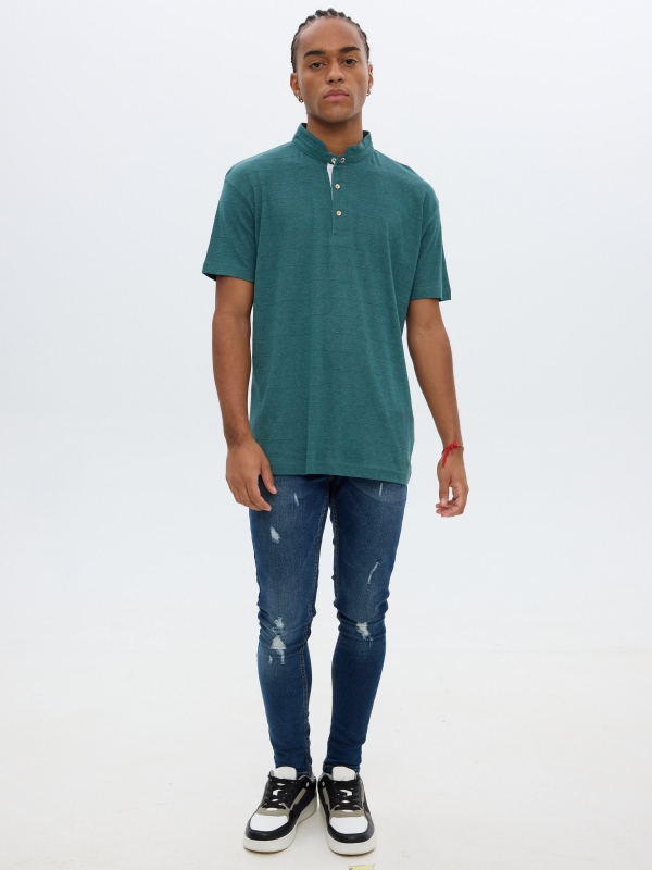 Polo textura cuello mao verde vista general frontal