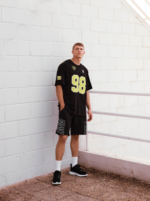  Jogger shorts text black