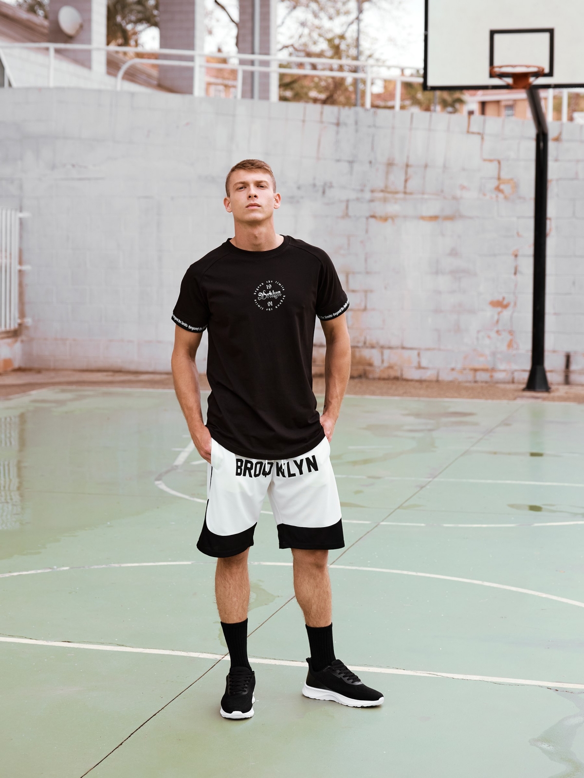 %New% Bermuda jogger Brooklyn blanco