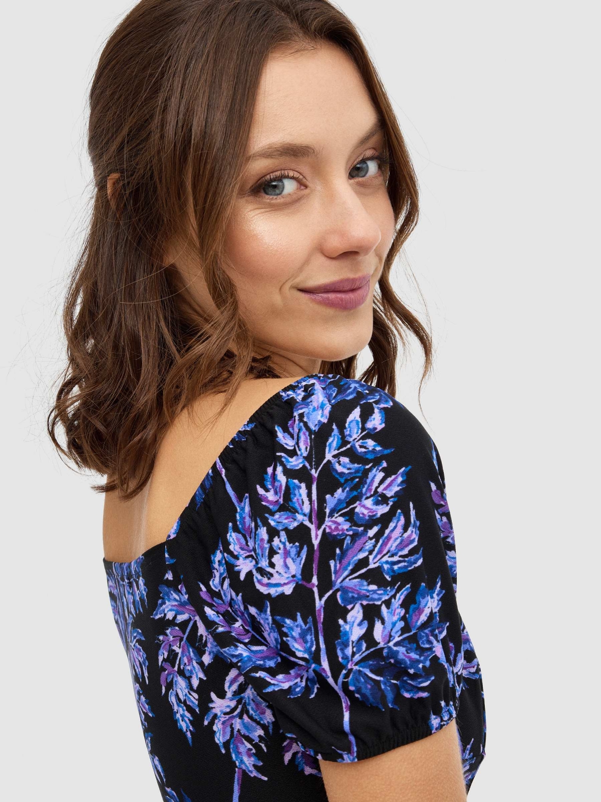 Leaf-print thigh split midi dress indigo blue detail view