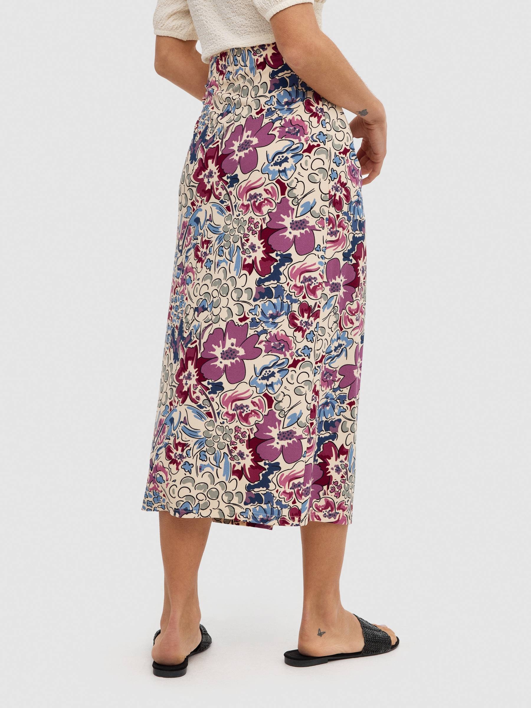 Ruffled midi skirt with slit