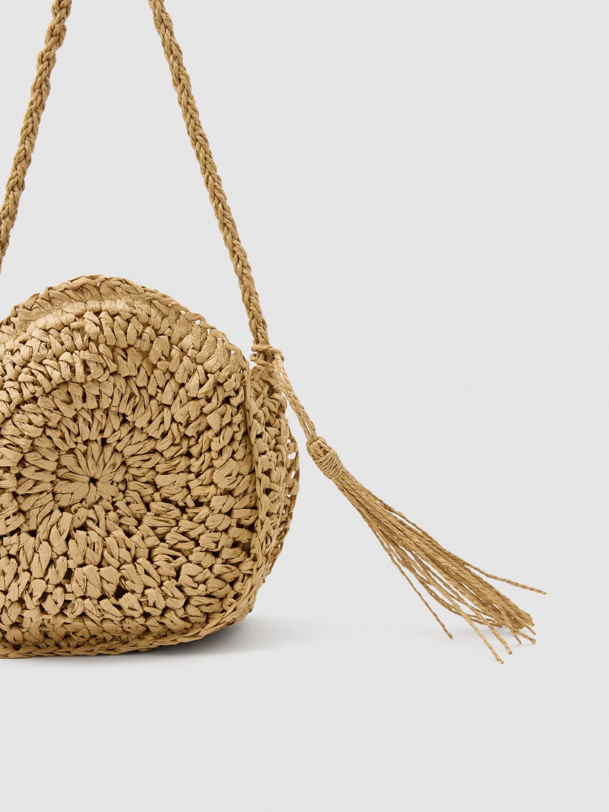 Round jute bag brown 45º side view