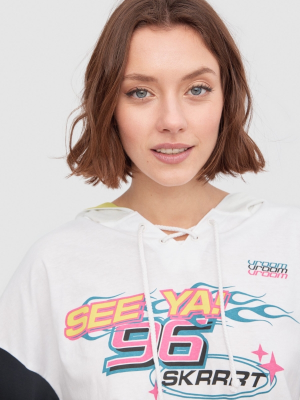 Racing T-shirt with hood multicolor detail view