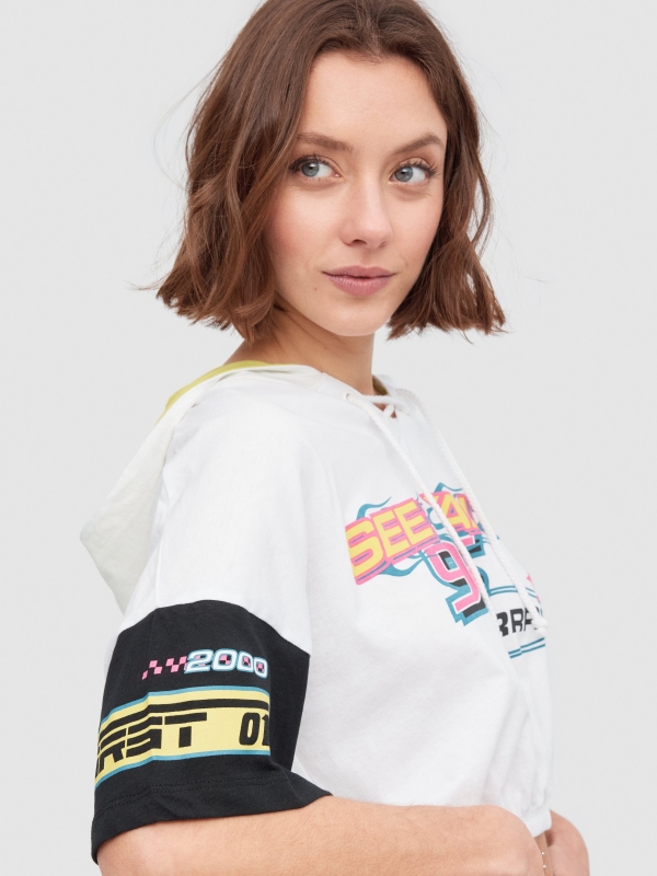 Racing T-shirt with hood multicolor detail view