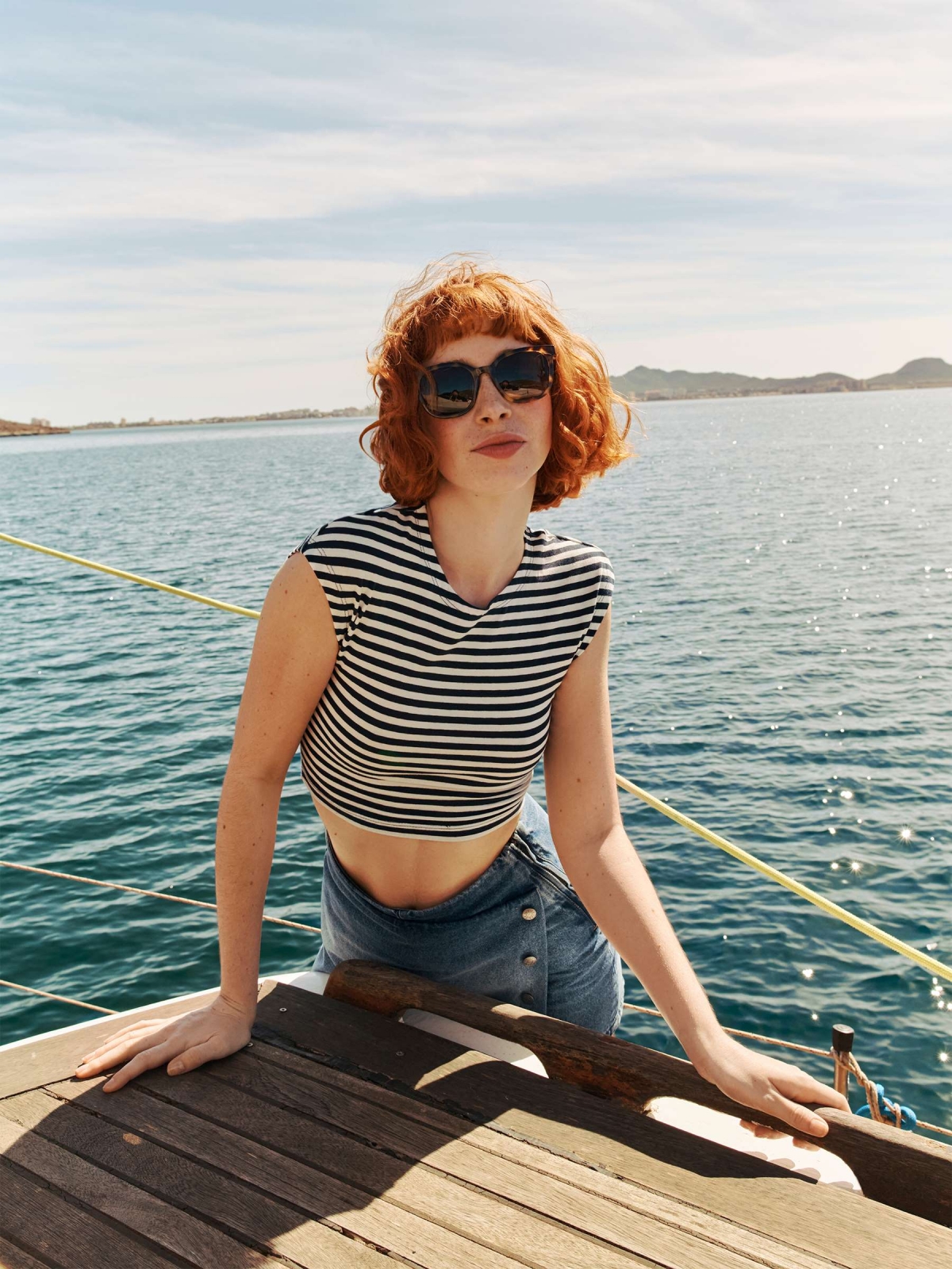 %New% Sleeveless striped top navy