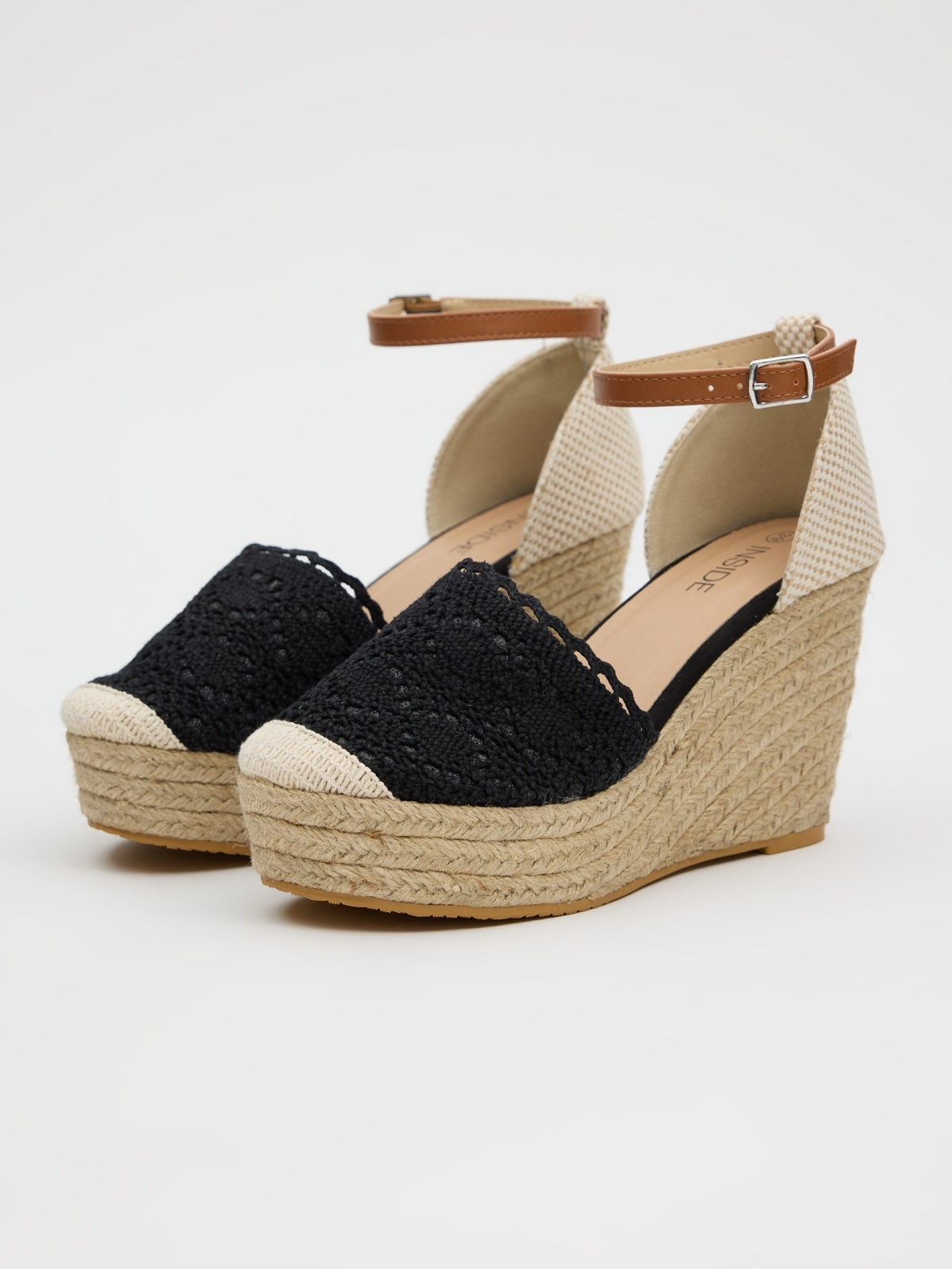 Jute and crochet wedge black/beige 45º front view