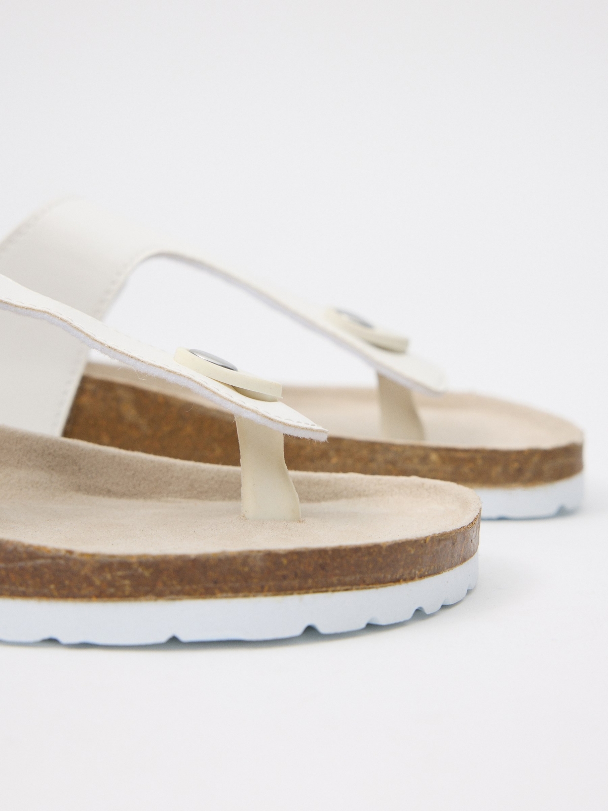 White leather effect toe sandal white detail view