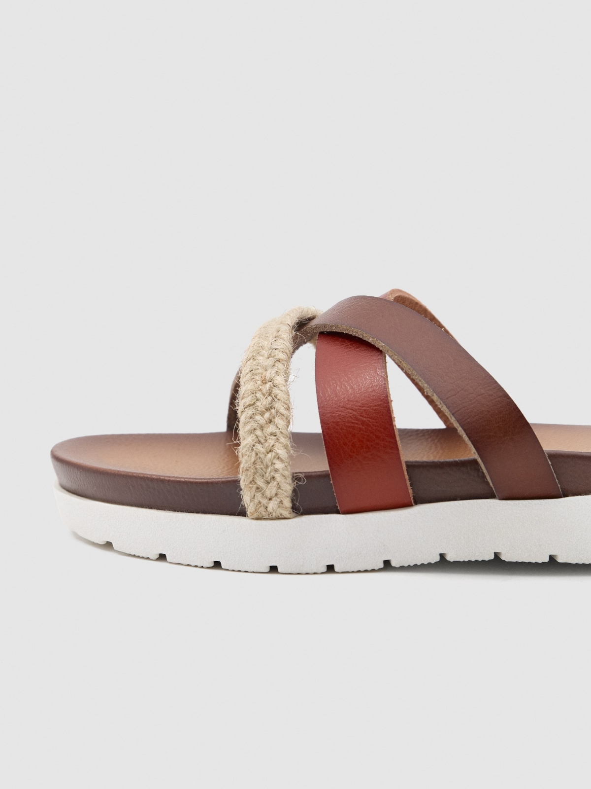 Jute strap sandal brown detail view