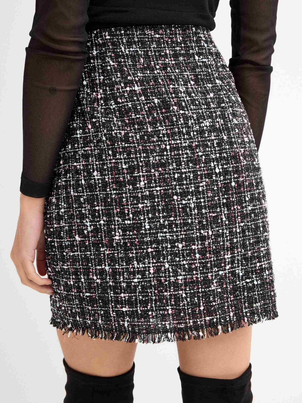 Falda mini jacquard con botones negro vista detalle trasero