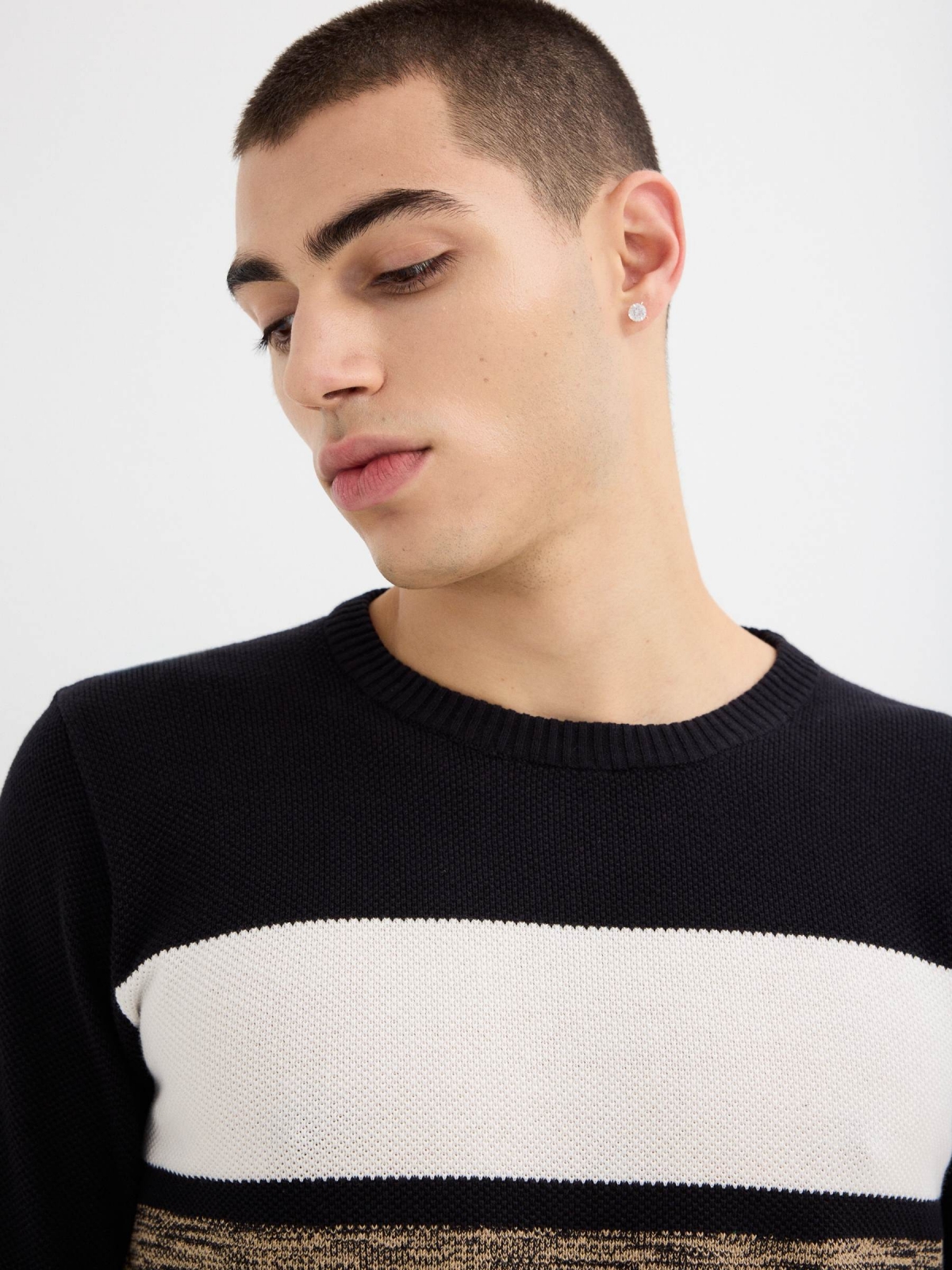 Striped knit sweater black detail view