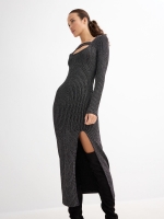 %Pto% Vestido maxi brillo con apertura negro