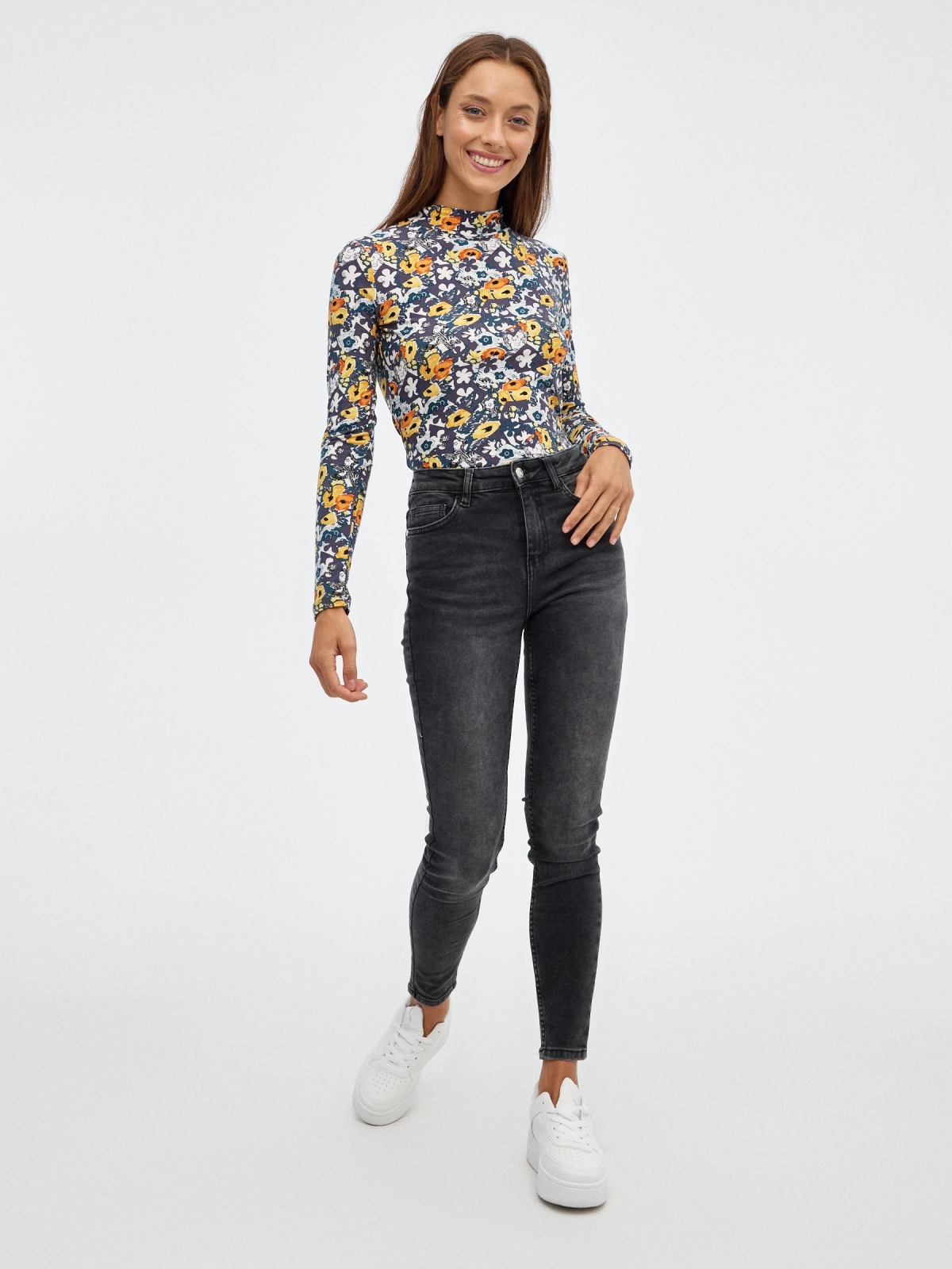 Perkins floral print slim T-shirt multicolor front view