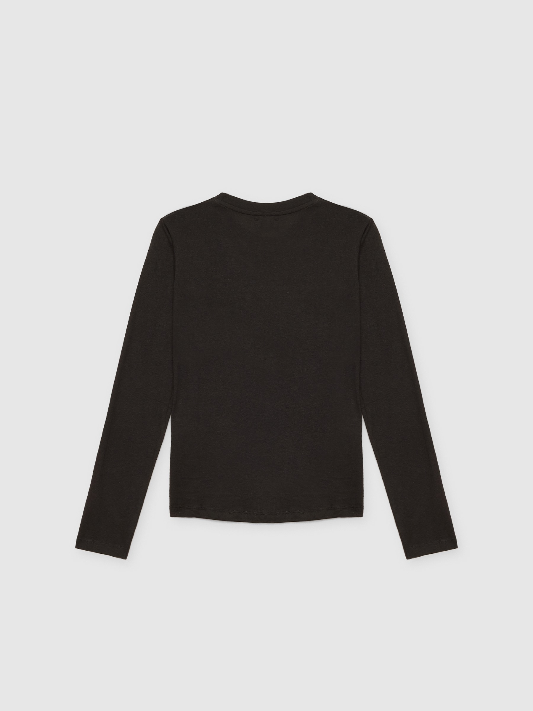 Long sleeve black graphic t-shirt black middle front view