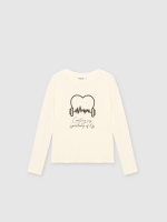 %Pto% Long sleeve black graphic t-shirt off white front view