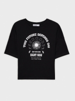 %Pto% Camiseta negra manga 3/4 estampada negro