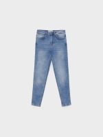 %Pto% Jeans skinny básicos de tiro medio azul vista frontal