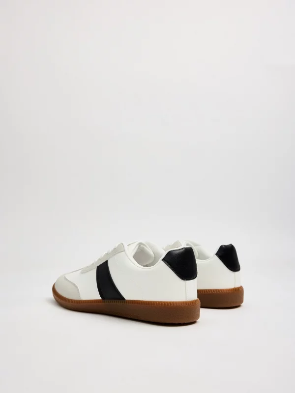 White retro low-top sneakers white 45º back view