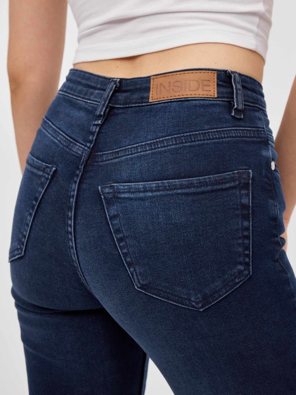 Calças de ganga skinny básicas azul vista detalhe