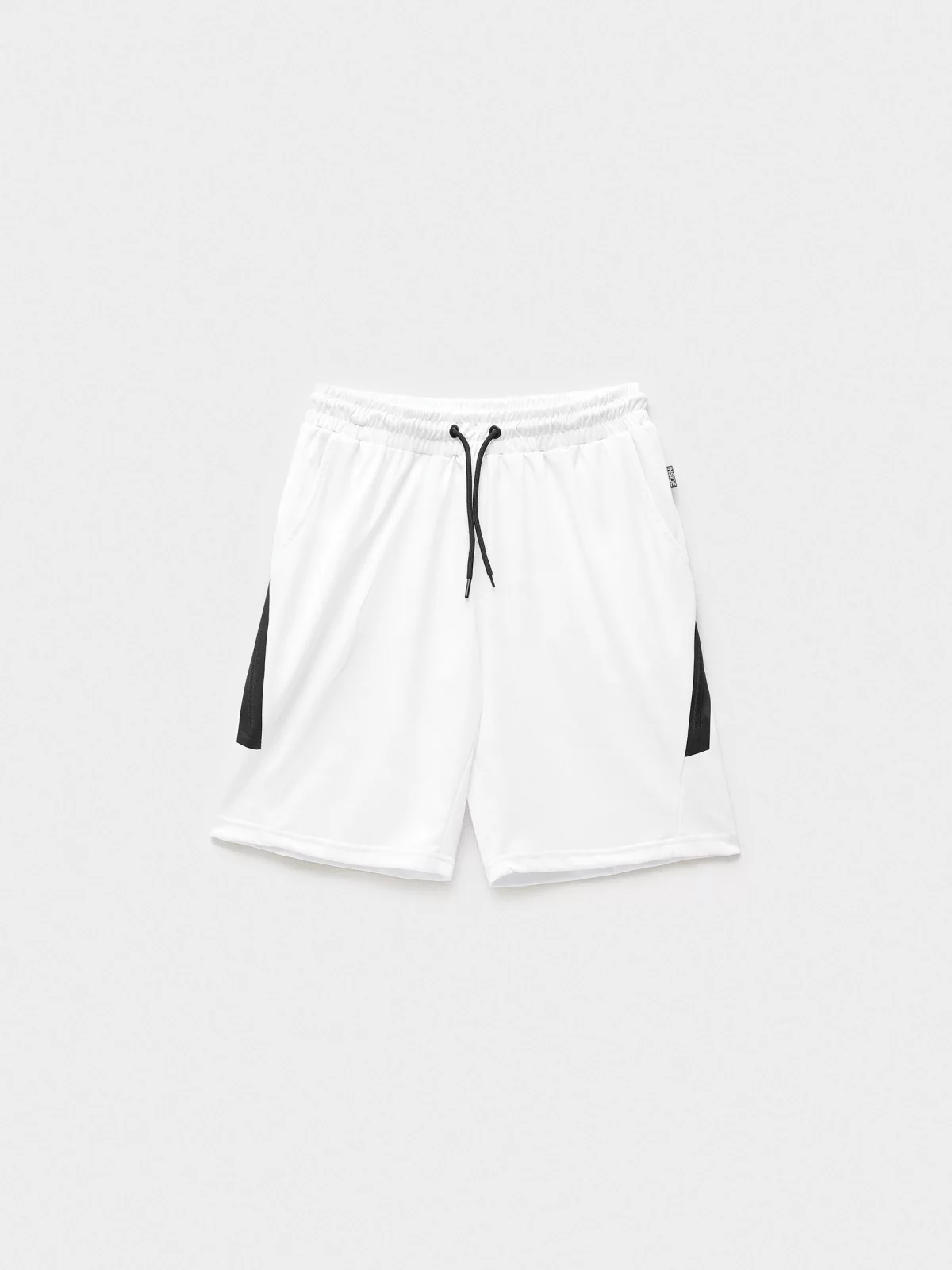  Camouflage Bermuda shorts white front view